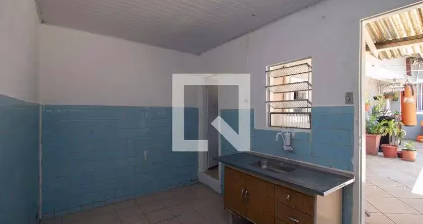 Casa com 1 quarto para alugar na Rua Crispim Duarte, Vila Ede, São Paulo