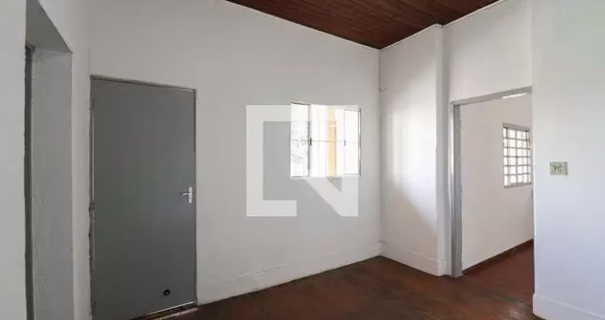 Casa com 1 quarto para alugar na Rua Jaboatão, Casa Verde, São Paulo