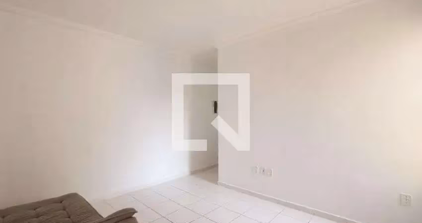 Apartamento com 2 quartos para alugar na Avenida Doutor Lycurgo Barbosa Querido, Areao, Taubaté