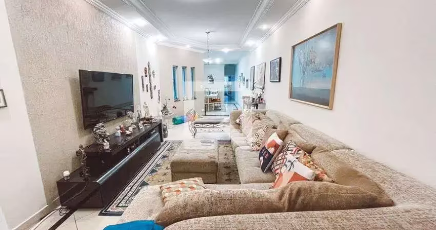 Casa com 3 quartos para alugar na Rua Engenheiro César, Santana, São Paulo