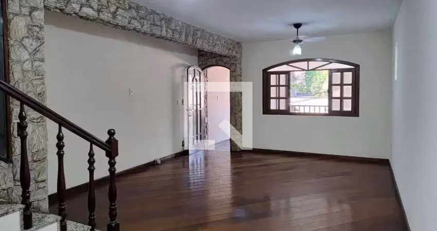 Casa para aluguel - curicica, 3 quartos,  500 m² - rio de janeiro