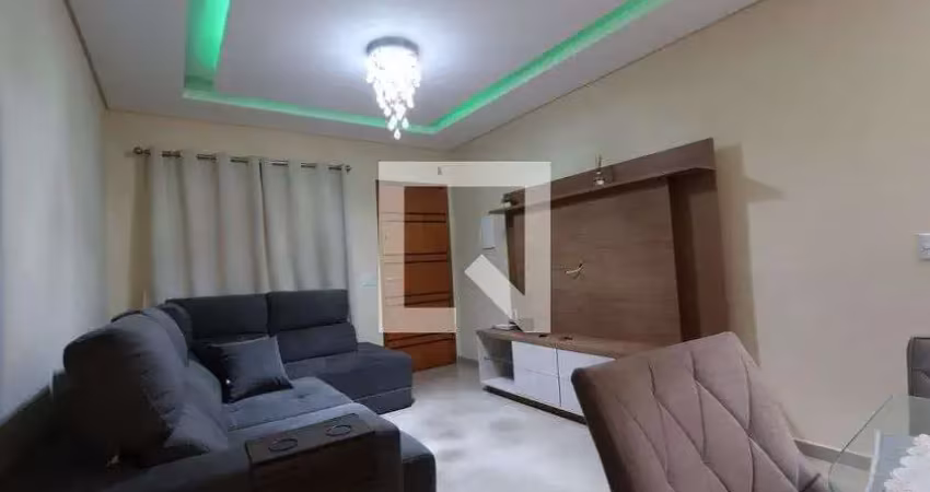 Casa com 2 quartos para alugar na Rua Bracuí, Aricanduva, São Paulo