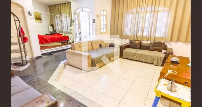 Casa com 3 quartos para alugar na Travessa José Jorge, Mooca, São Paulo