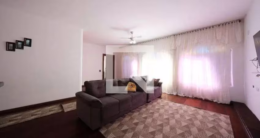 Casa com 5 quartos para alugar na Rua Campos Realengos, Cangaíba, São Paulo