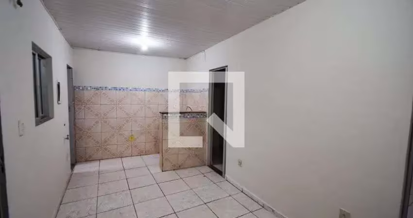 Casa com 2 quartos para alugar na Rua Ana Quintão, Piedade, Rio de Janeiro