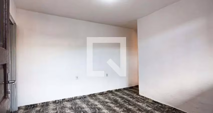 Casa com 1 quarto para alugar na Rua dos Pumas, Jardim do Engenho, Cotia
