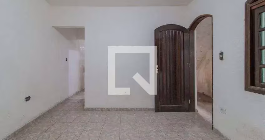 Casa com 1 quarto para alugar na Rua Radamés Nardine, Jardim Guapituba, Mauá