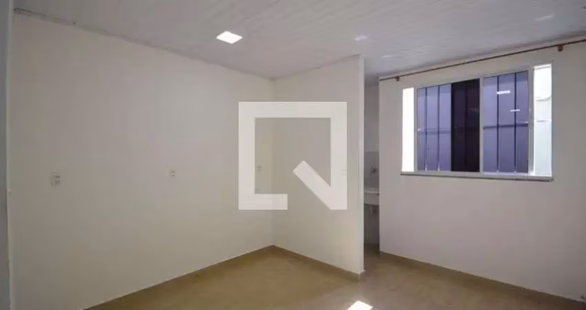 Kitnet / stúdio para aluguel - vila sueli, 1 quarto,  23 m² - nova iguaçu
