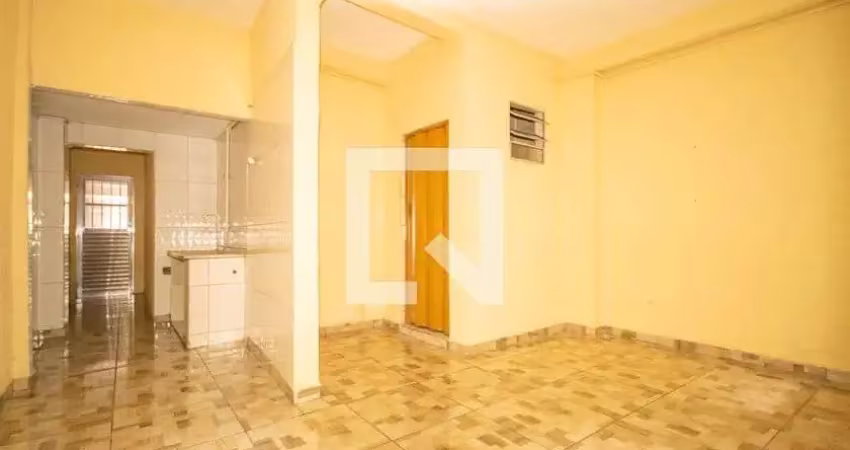 Casa com 1 quarto para alugar na Rua Firmino Martins, Bandeiras, Osasco