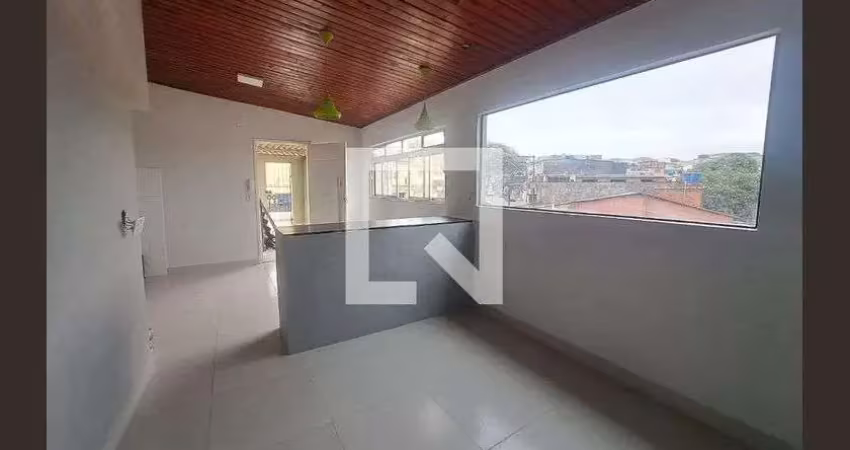 Casa com 2 quartos para alugar na Rua Jesuíno Antônio, Novo Osasco, Osasco