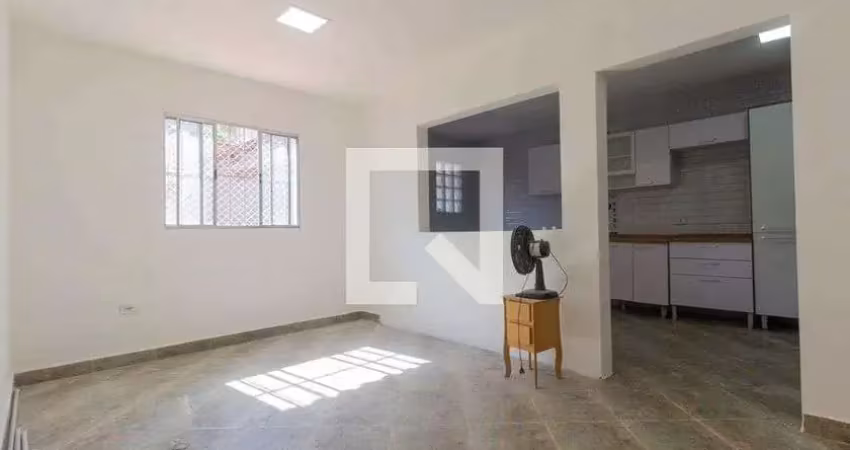 Casa com 2 quartos para alugar na Rua José Mascarenhas, Vila Matilde, São Paulo