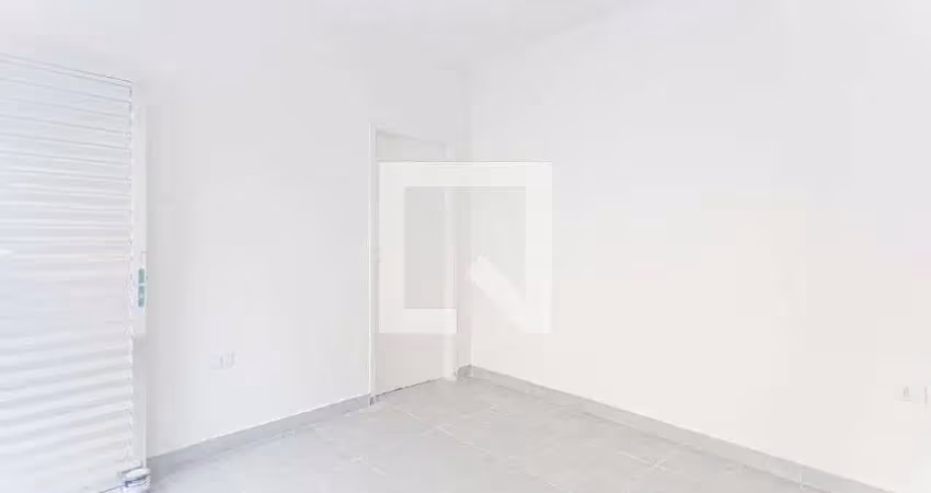 Casa com 3 quartos para alugar na Rua Dirceu Vaz, Santo Antônio, Osasco