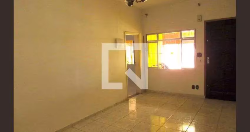 Casa com 3 quartos para alugar na Rua Abílio Mendes Filho, Centro, Osasco
