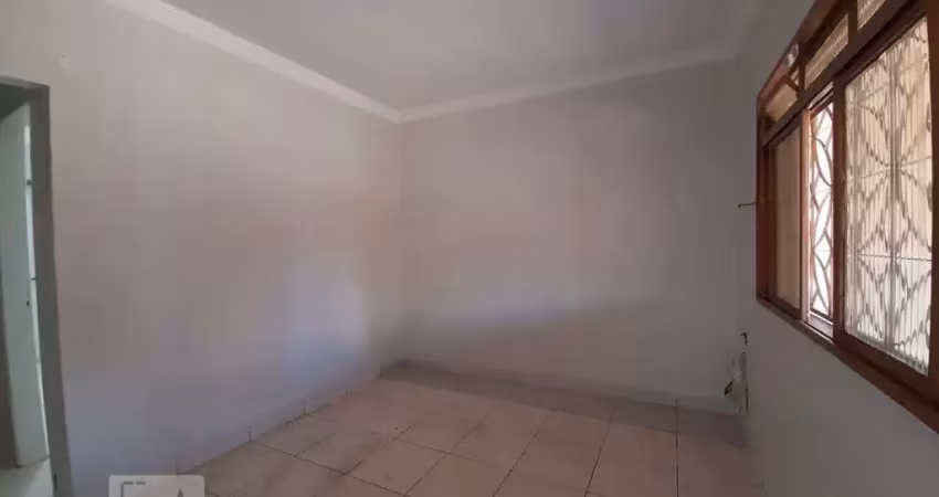 Casa com 2 quartos para alugar na Quadra QI 1, Guará I, Brasília