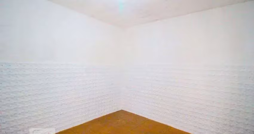 Casa com 1 quarto para alugar na Rua Waldemar Auto Simas, Jardim Robru, São Paulo
