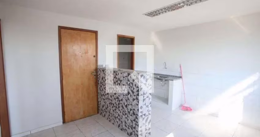 Kitnet / stúdio para aluguel - curicica, 1 quarto,  30 m² - rio de janeiro