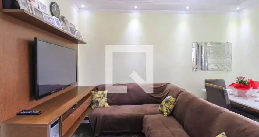 Casa com 3 quartos para alugar na Rua Otávio Alves Dundas, Sapopemba, São Paulo