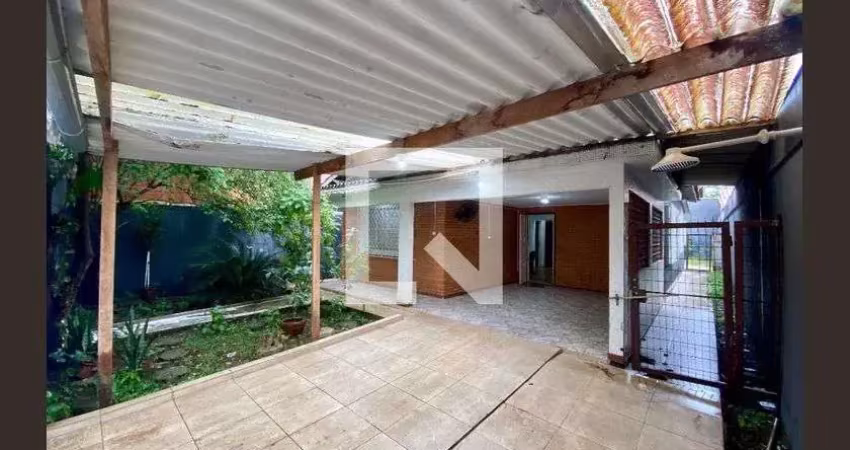 Casa para aluguel - canto do forte, 2 quartos,  266 m² - praia grande
