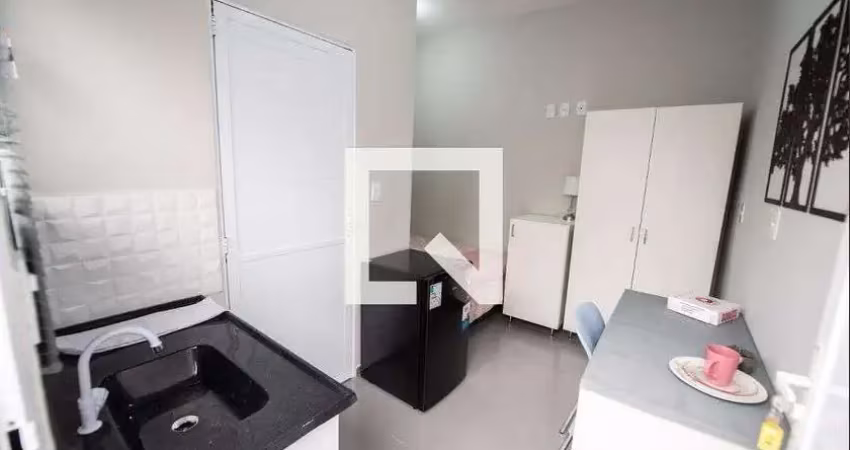 Kitnet / stúdio para aluguel - chacara do visconde, 1 quarto,  14 m² - taubaté