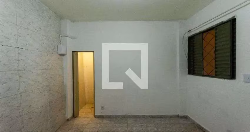 Casa com 1 quarto para alugar na Rua Antenor de Oliveira e Silva, Jardim Peri, São Paulo