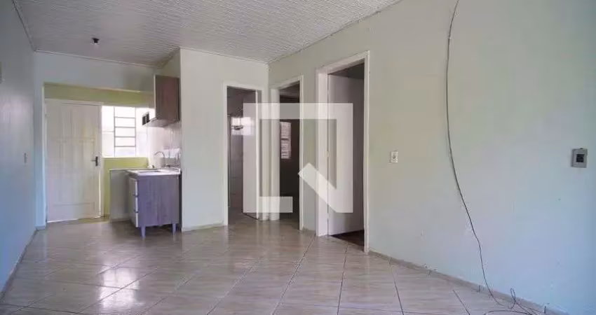 Casa com 2 quartos para alugar na Rua Valter Merino Delgado, Guarani, Novo Hamburgo