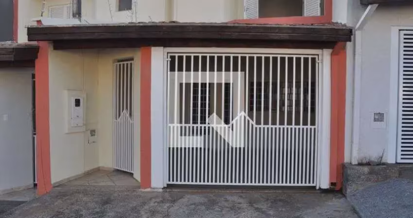 Casa com 3 quartos para alugar na Avenida Sete de Setembro, Vila Menuzzo, Sumaré