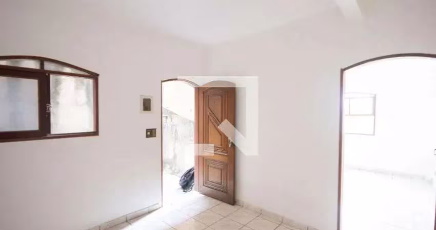 Casa com 1 quarto para alugar na Rua Rodrigo Caro, Jardim Daysy, São Paulo