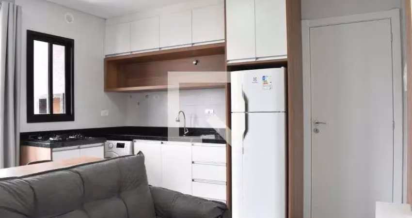 Cobertura com 1 quarto para alugar na Rua Fortaleza, Cajuru, Curitiba
