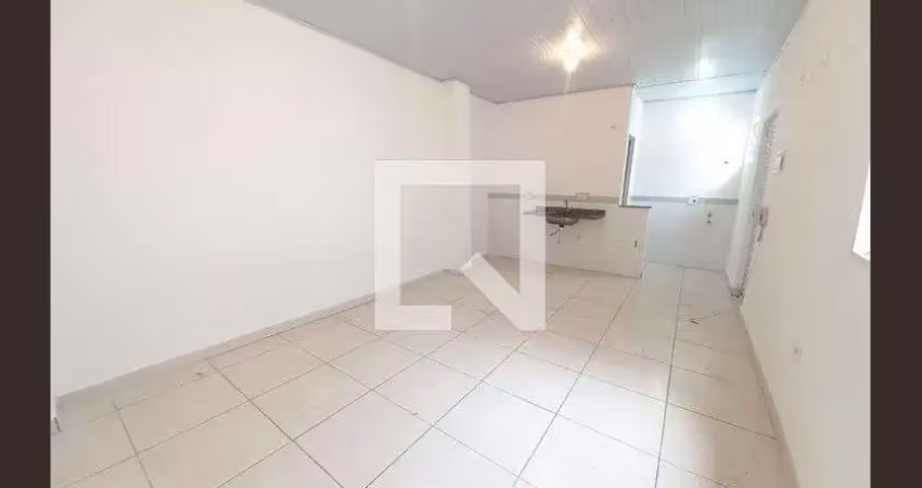 Casa / sobrado em condomínio para aluguel - parque são vicente, 1 quarto,  23 m² - são vicente
