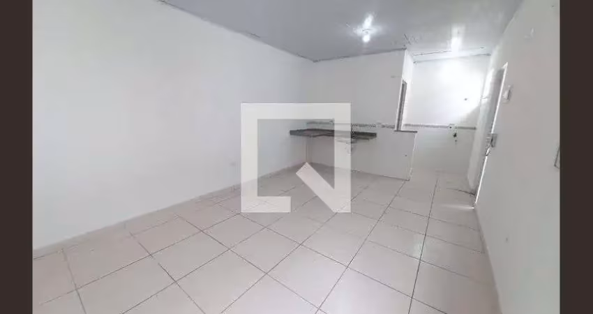 Casa / sobrado em condomínio para aluguel - parque são vicente, 1 quarto,  23 m² - são vicente