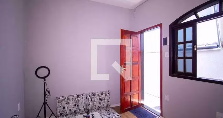 Apartamento para aluguel - trindade, 1 quarto,  32 m² - são gonçalo