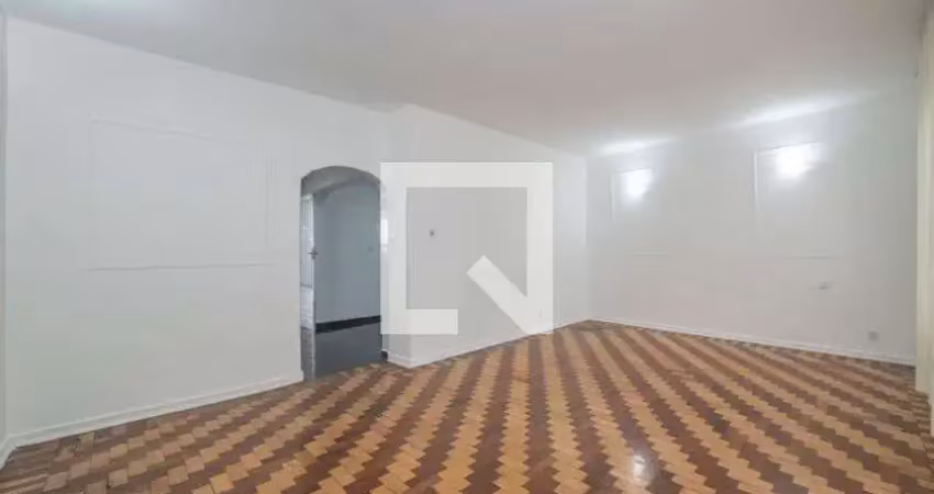 Casa com 2 quartos para alugar na Rua Doutor Sebastião Carlos Arantes, Campo Belo, São Paulo