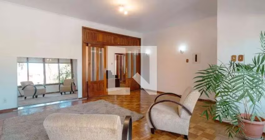 Casa para aluguel - vila ipiranga, 3 quartos,  250 m² - porto alegre