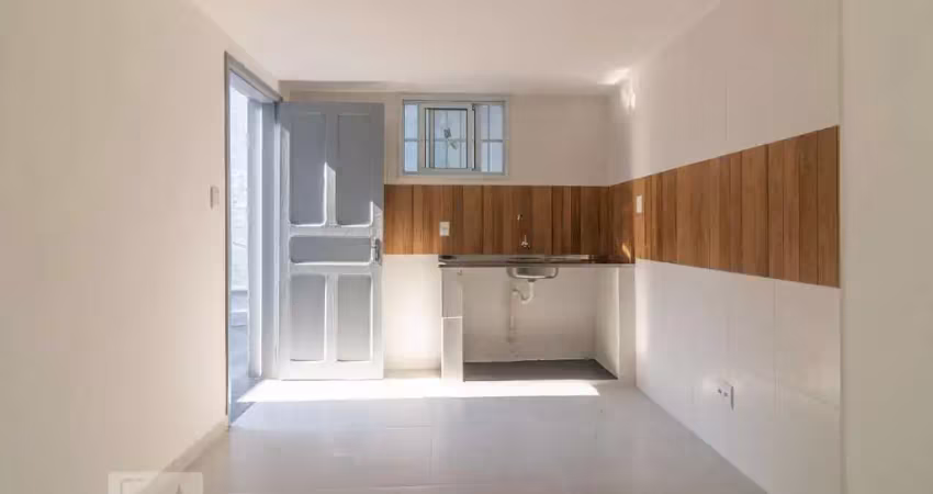 Casa com 1 quarto para alugar na Rua General Estilac Leal, Mauá, São Caetano do Sul