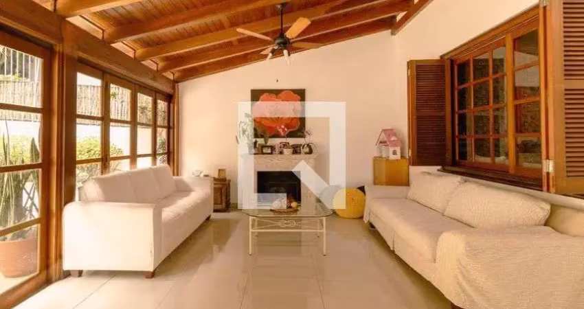 Casa para aluguel - espírito santo, 3 quartos,  400 m² - porto alegre