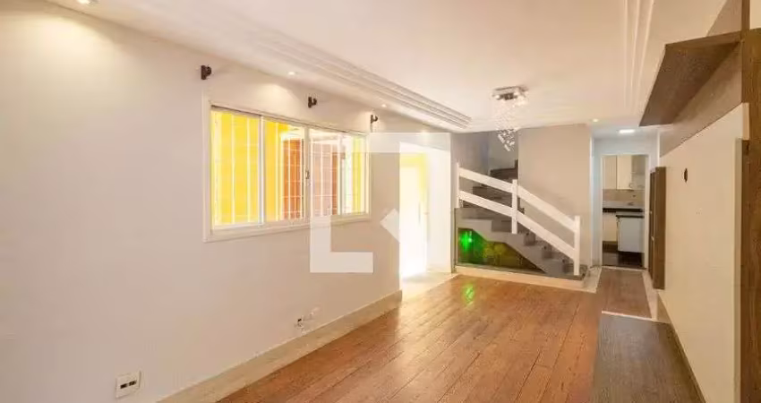 Casa com 2 quartos para alugar na Rua Claudionor Alves Bastos, Butantã, São Paulo