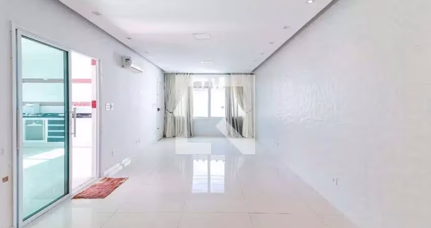Casa com 3 quartos para alugar na Rua Professora Gioconda Mussolini, Butantã, São Paulo