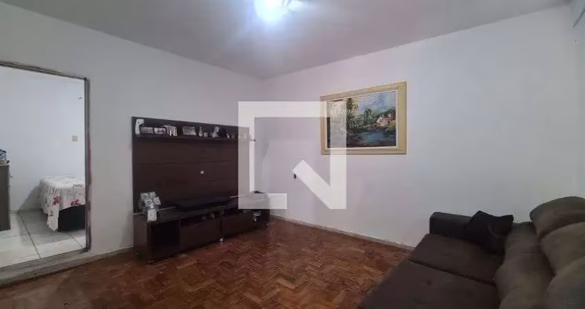 Casa com 1 quarto para alugar na Rua dos Junquilhos, Vila Alpina, São Paulo