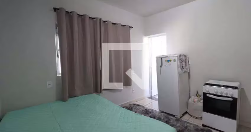 Kitnet / stúdio para aluguel - nossa sra. aparecida, 1 quarto,  16 m² - uberlândia