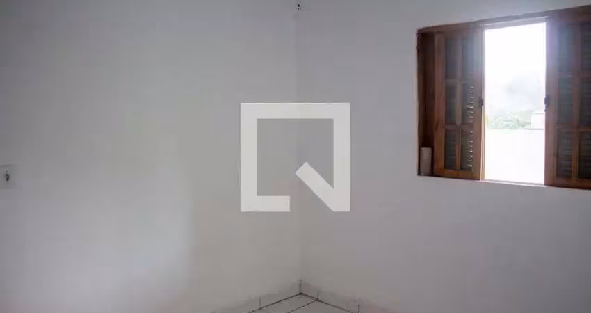 Casa com 1 quarto para alugar na Rua Geovana Scomparim, Itrapoá, Ribeirão Pires