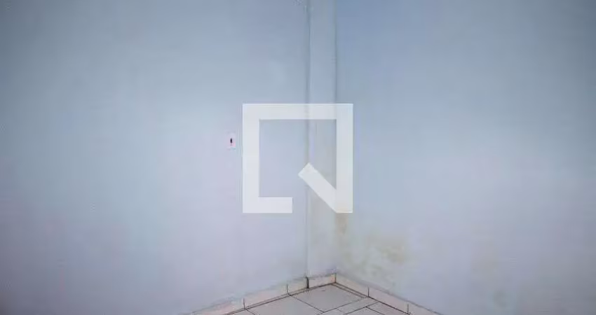 Casa com 1 quarto para alugar na Rua Geovana Scomparim, Itrapoá, Ribeirão Pires