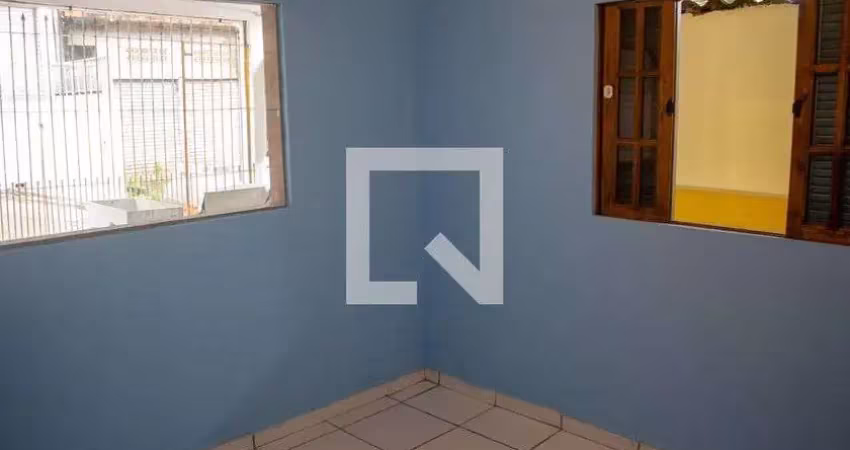 Casa com 1 quarto para alugar na Rua Geovana Scomparim, Itrapoá, Ribeirão Pires