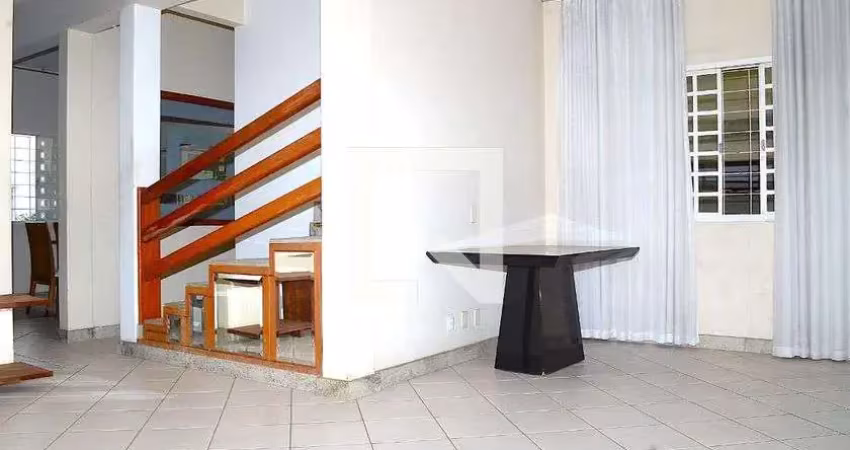 Casa para aluguel - goiânia, 3 quartos,  316 m² - belo horizonte