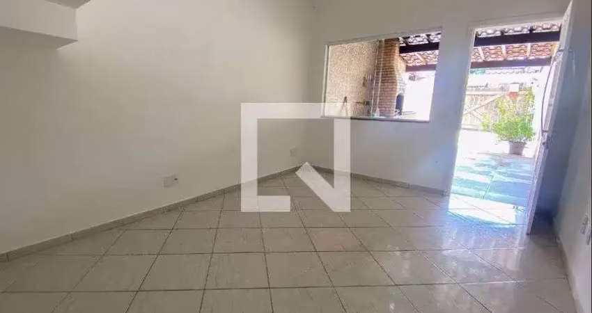Casa para aluguel - cidade parque paulista, 2 quartos,  86 m² - duque de caxias