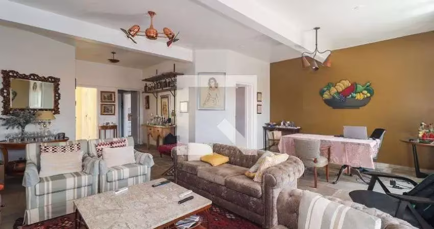 Casa com 3 quartos para alugar na Rua Rui Pinto, Vila Sônia, São Paulo