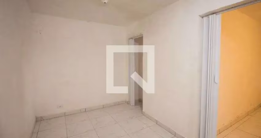 Casa com 2 quartos para alugar na Rua Arraial de São Bartolomeu, Itaquera, São Paulo