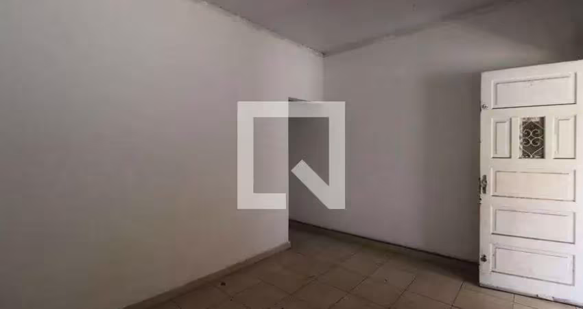Casa com 2 quartos para alugar na Rua Dentista Barreto, Vila Carrão, São Paulo