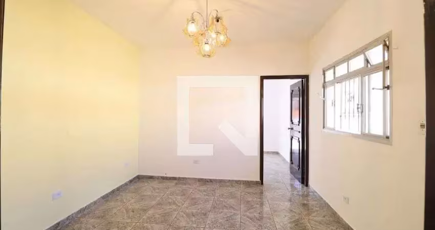 Casa com 3 quartos para alugar na Rua Edgar Sales, Jardim Peri, São Paulo