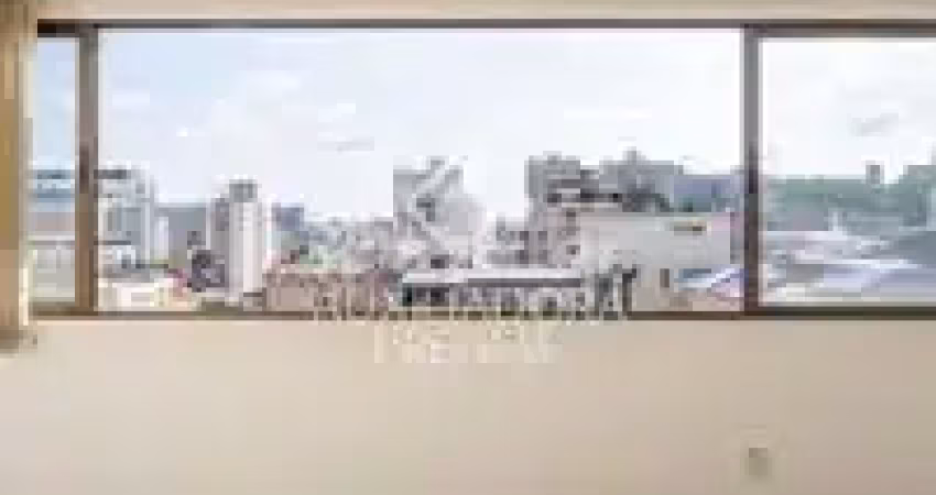 Vende-se: excelente apartamento de 113m² com 3 quartos/suíte e vagas no bairro branco.