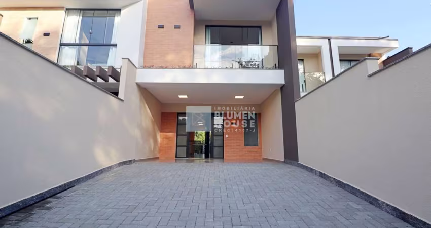 Casa com 3 quartos à venda em Água Verde, Blumenau 